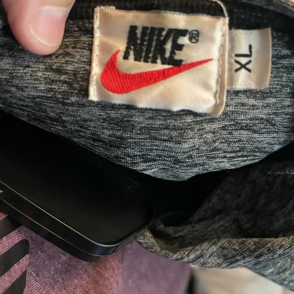 Nike Heathered Gray boys Full-Zip Hoodie size xl